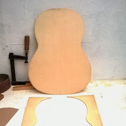 Manche en cèdre - Guitare classique 660 mm